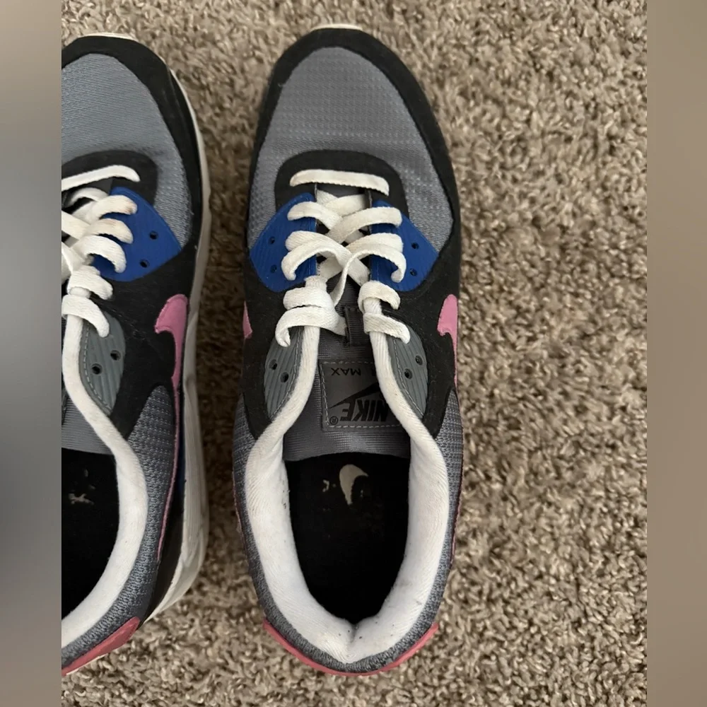 Blue and Pink Nike Air Max 90 - Picture 8 of 11